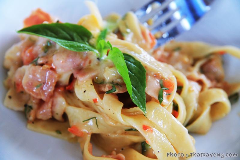 ร้านอาหาร อร่อย ทะเล แกลง The Oriental Beach Rayong ระยอง เกาะเสม็ด