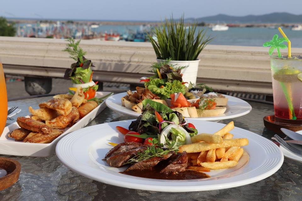 ร้านอาหาร อร่อย ทะเล แกลง The Oriental Beach Rayong ระยอง เกาะเสม็ด