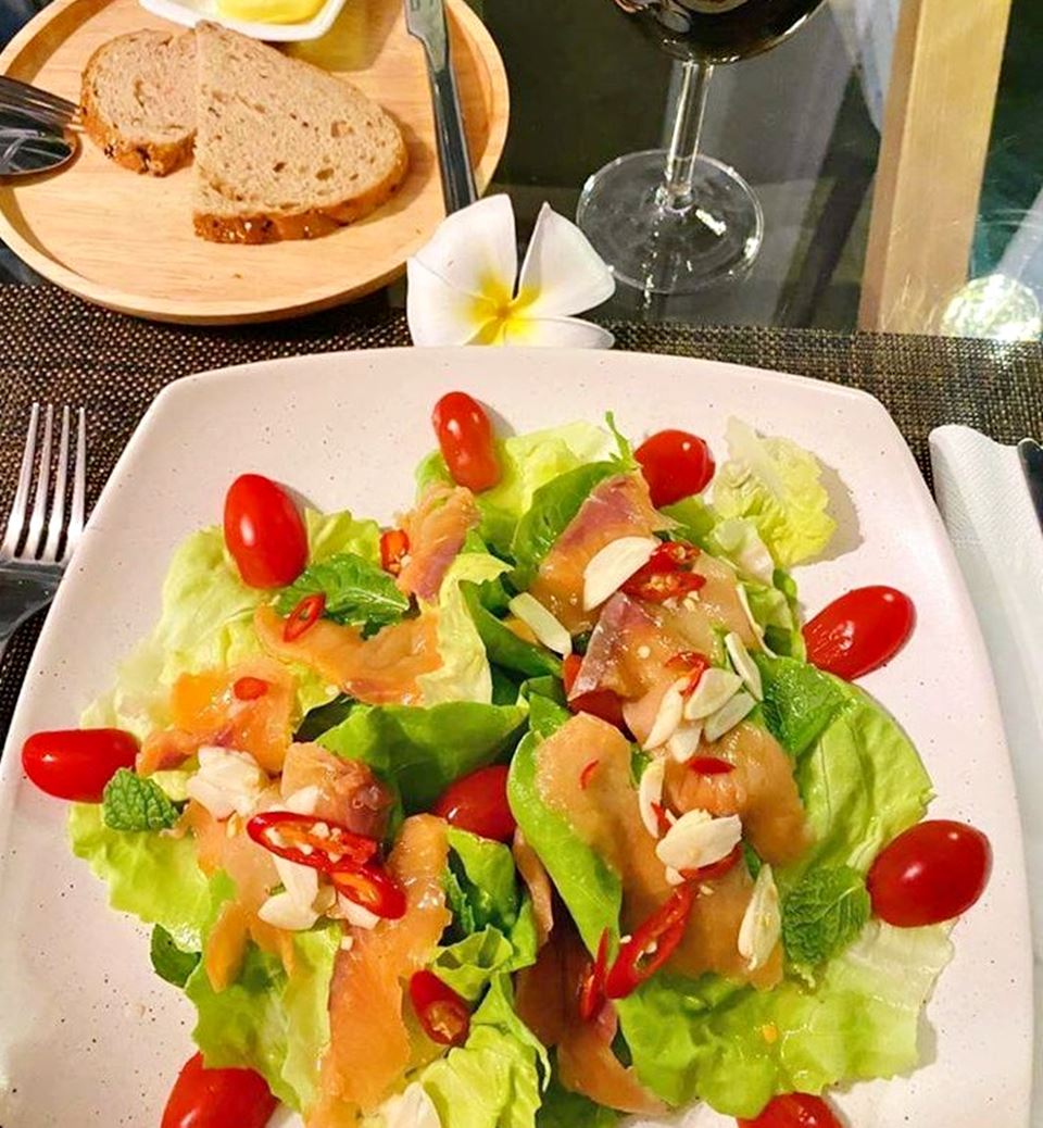 ร้านอาหาร อร่อย ทะเล แกลง The Oriental Beach Rayong ระยอง เกาะเสม็ด